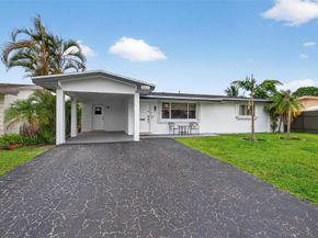 8821 NW 11th Ct, Pembroke Pines FL 33024