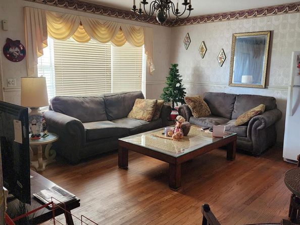 513 Greynolds Circle, Lantana FL 33462