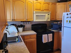 513 Greynolds Circle, Lantana FL 33462