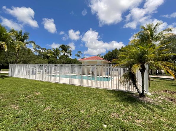 1133 Golden Lake Boulevard 815, West Palm Beach FL 33411