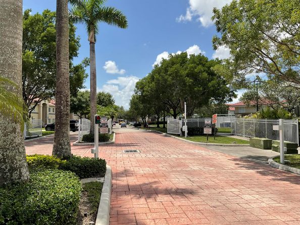 1133 Golden Lake Boulevard 815, West Palm Beach FL 33411