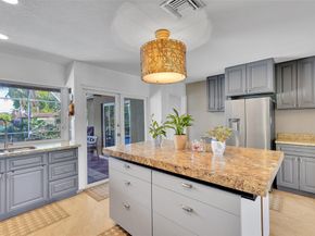 1736 NW 38th St, Oakland Park FL 33309