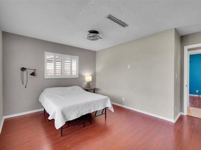 1736 NW 38th St, Oakland Park FL 33309