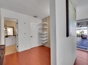 1736 NW 38th St, Oakland Park FL 33309