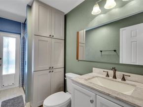 1736 NW 38th St, Oakland Park FL 33309