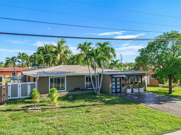 1736 NW 38th St, Oakland Park FL 33309