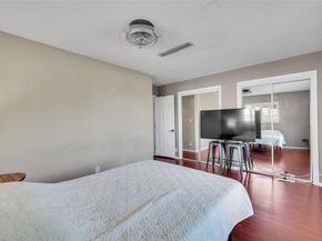 1736 NW 38th St, Oakland Park FL 33309