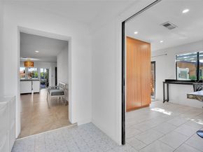 1736 NW 38th St, Oakland Park FL 33309