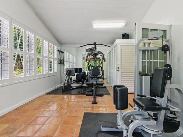 5161 Thoroughbred Ln, Southwest Ranches FL 33330