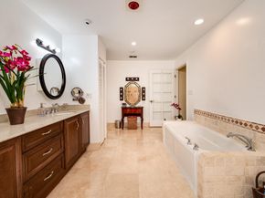 5161 Thoroughbred Ln, Southwest Ranches FL 33330