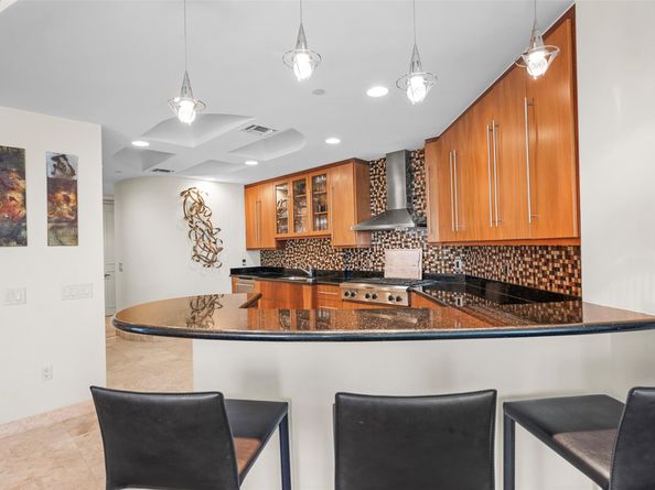 301 Hendricks Isle 9, Fort Lauderdale FL 33301