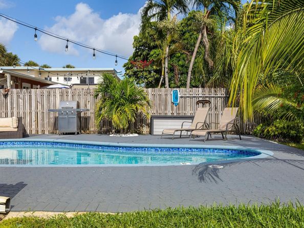 657 NW 30th Ct, Wilton Manors FL 33311