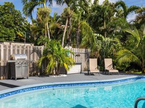 657 NW 30th Ct, Wilton Manors FL 33311