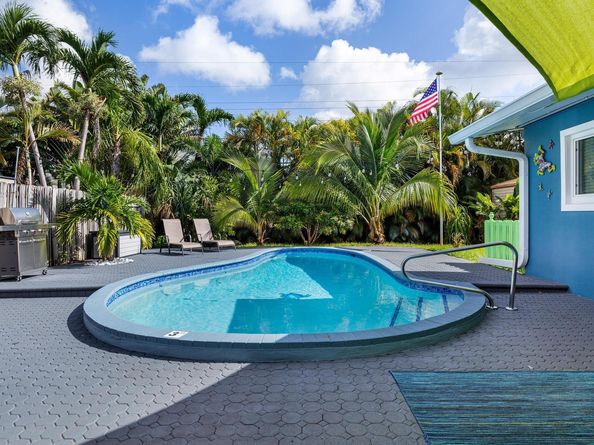 657 NW 30th Ct, Wilton Manors FL 33311
