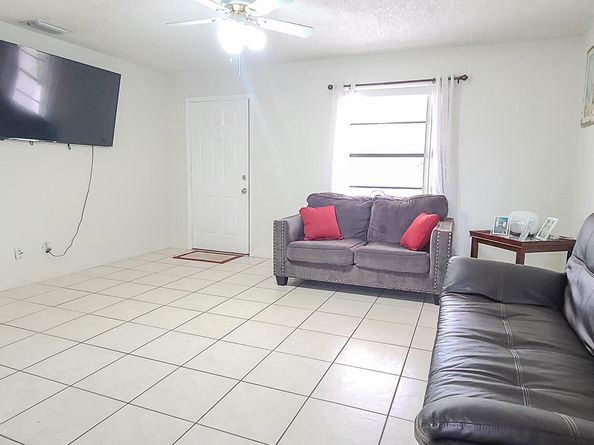 4647 Marguerita Drive, West Palm Beach FL 33417