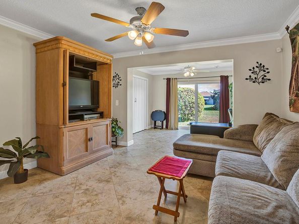 6722 Moonlit Drive, Delray Beach FL 33446