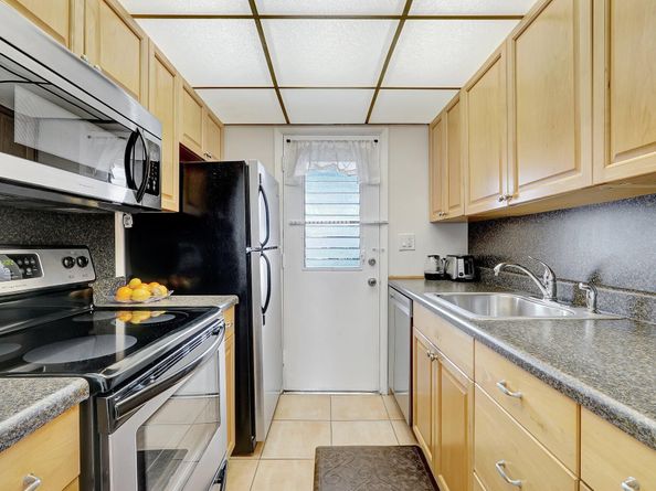 16790 NE 14th Avenue 310, Miami FL 33162