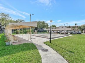 16790 NE 14th Avenue 310, Miami FL 33162