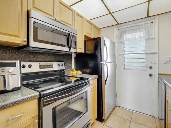 16790 NE 14th Avenue 310, Miami FL 33162