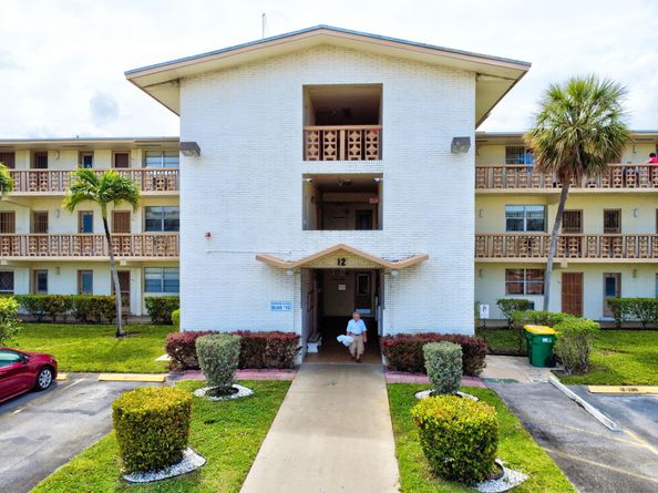16790 NE 14th Avenue 310, Miami FL 33162