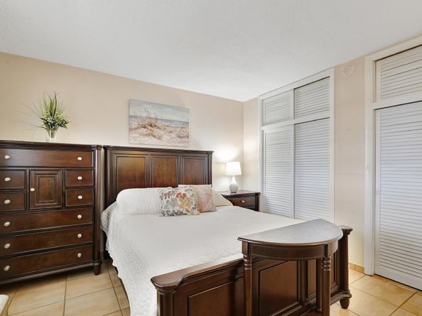 16790 NE 14th Avenue 310, Miami FL 33162