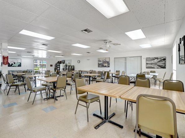 16790 NE 14th Avenue 310, Miami FL 33162