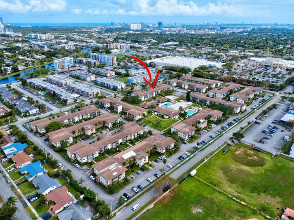 16790 NE 14th Avenue 310, Miami FL 33162