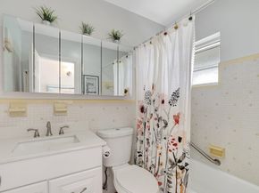 16790 NE 14th Avenue 310, Miami FL 33162