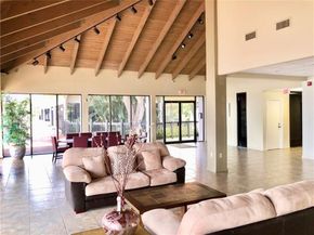 106 Lake Emerald Dr 315, Oakland Park FL 33309