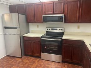 1100 NW 87th Avenue 104, Coral Springs FL 33071