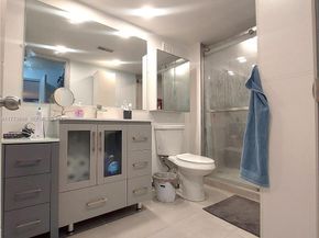 16300 Golf Club Road 317, Weston FL 33326