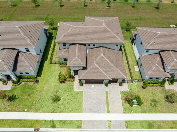4421 SW 123rd Ln, Davie FL 33330