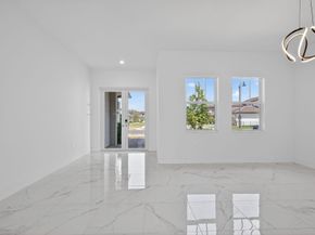 4421 SW 123rd Ln, Davie FL 33330
