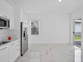 4421 SW 123rd Ln, Davie FL 33330