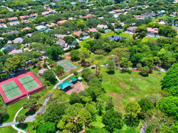 4640 NW 28th Way, Boca Raton FL 33434