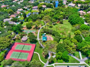 4640 NW 28th Way, Boca Raton FL 33434