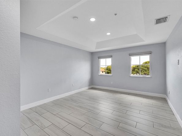 150 Jacaranda Country Club Dr 200, Plantation FL 33324