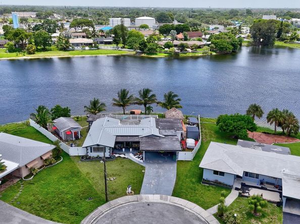 1255 NW 63rd Way, Margate FL 33063