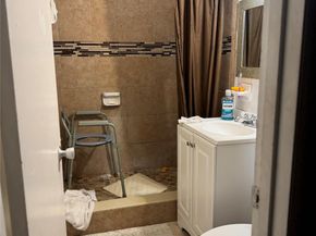 3033 NW 43th Ave 104, Lauderdale Lakes FL 33313