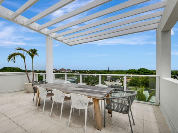117 Lake Avenue 304, Lake Worth Beach FL 33460