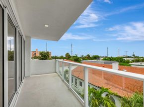 117 Lake Avenue 304, Lake Worth Beach FL 33460