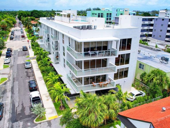 117 Lake Avenue 304, Lake Worth Beach FL 33460