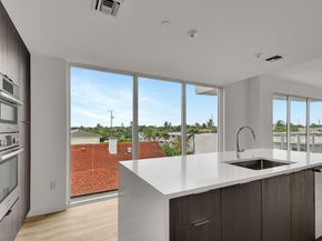 117 Lake Avenue 304, Lake Worth Beach FL 33460