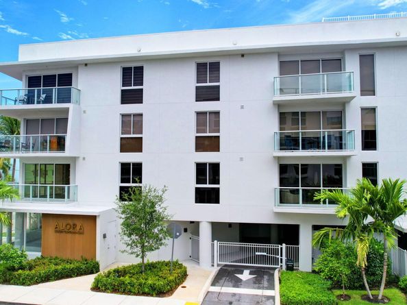 117 Lake Avenue 304, Lake Worth Beach FL 33460