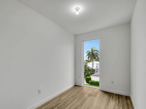 117 Lake Avenue 304, Lake Worth Beach FL 33460