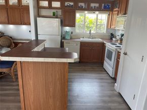8581 SW 16th St, Davie FL 33324
