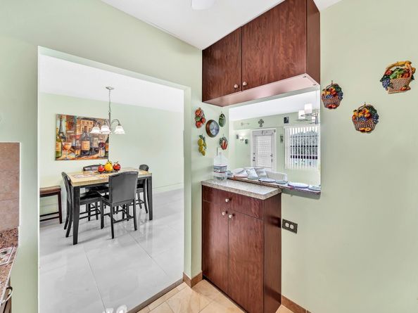 412 Brighton J 412, Boca Raton FL 33434