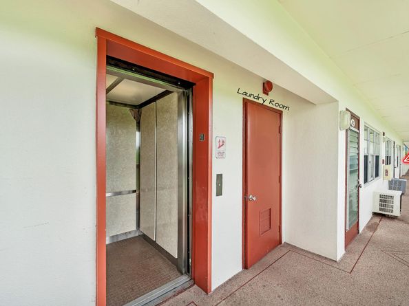 412 Brighton J 412, Boca Raton FL 33434