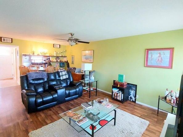 12019 W Greenway Dr 203, Royal Palm Beach FL 33411