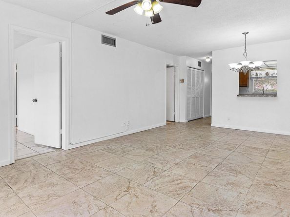 9855 Sandalfoot Boulevard 305, Boca Raton FL 33428
